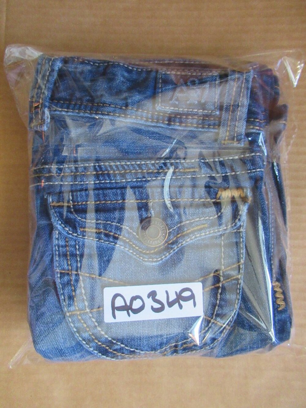 Aeropostale Medium Wash Low Rise Flare Jeans | Size 5/6 Regular - Picture 11 of 11